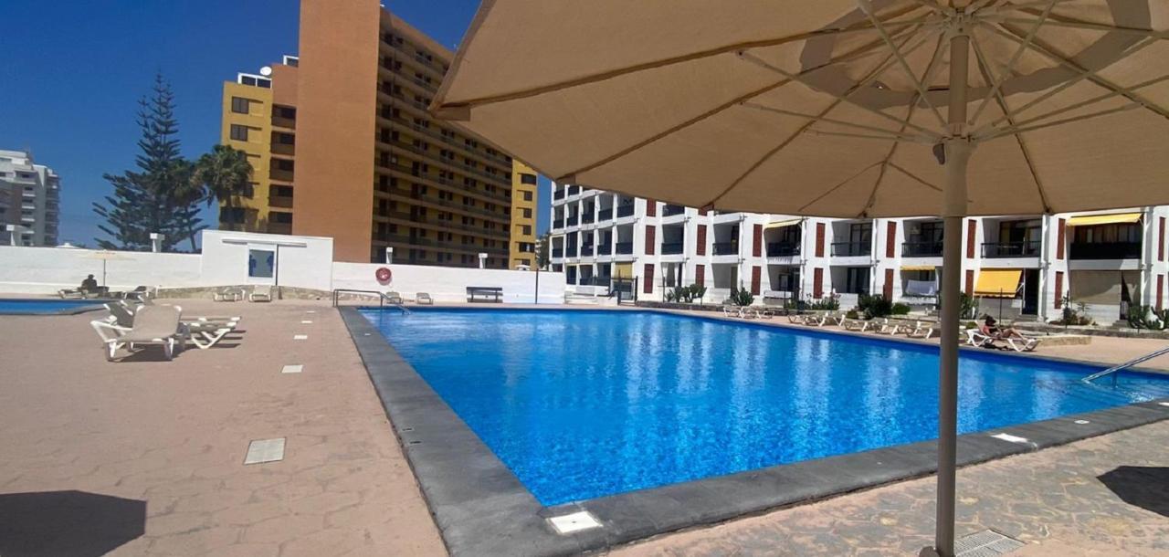 Beach And Pool In Playa De Las Americas Daire Dış mekan fotoğraf