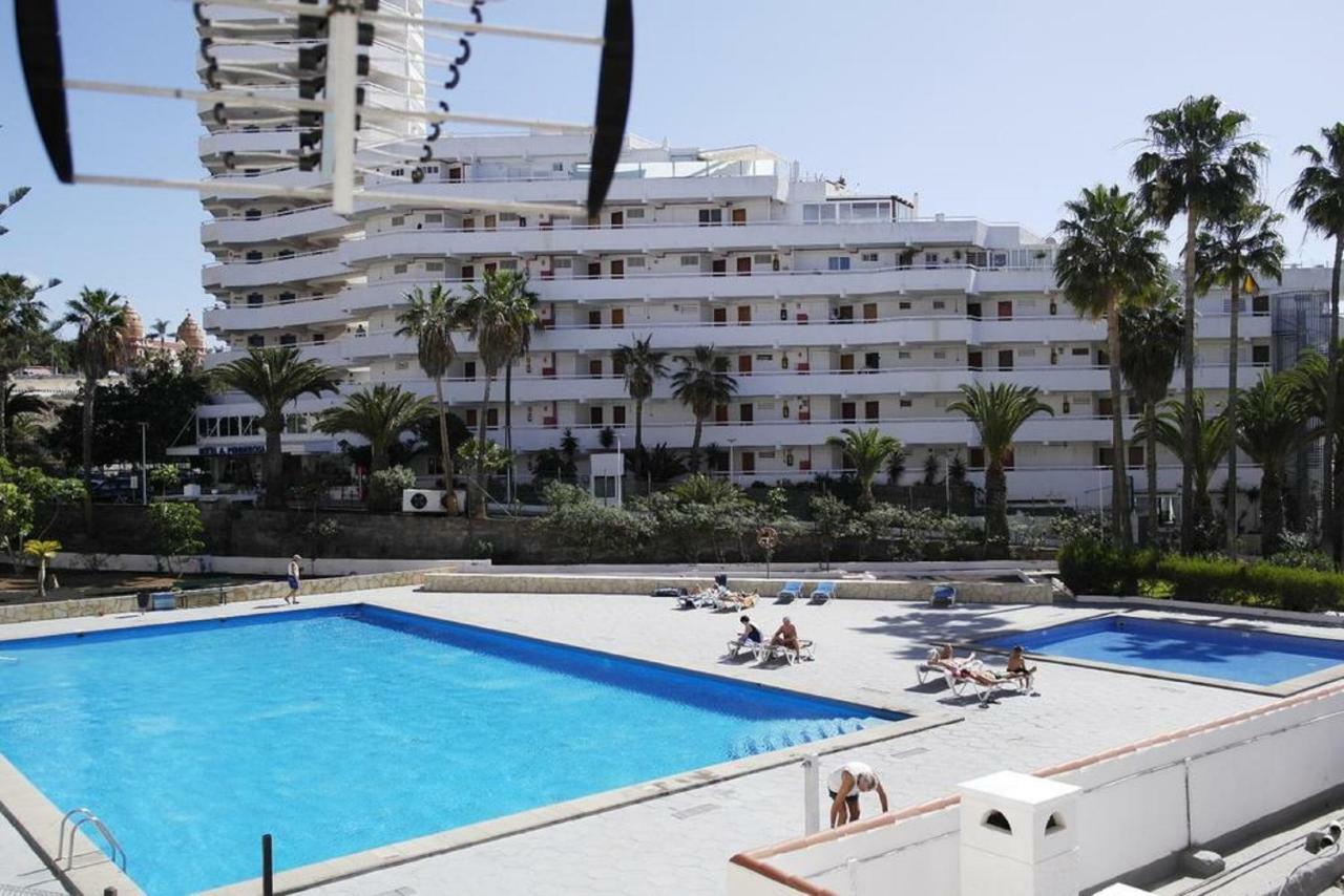 Beach And Pool In Playa De Las Americas Daire Dış mekan fotoğraf